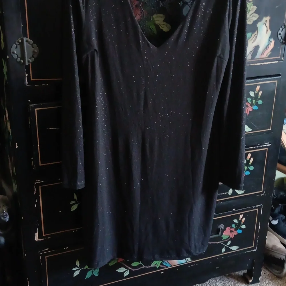 Dress - Picture 3 of 4